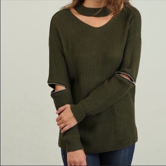 Choker over sized sweater - Picture 3 of 5